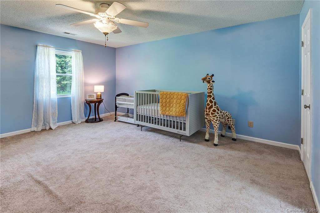 28 Camelfield Road Weaverville NC 28787