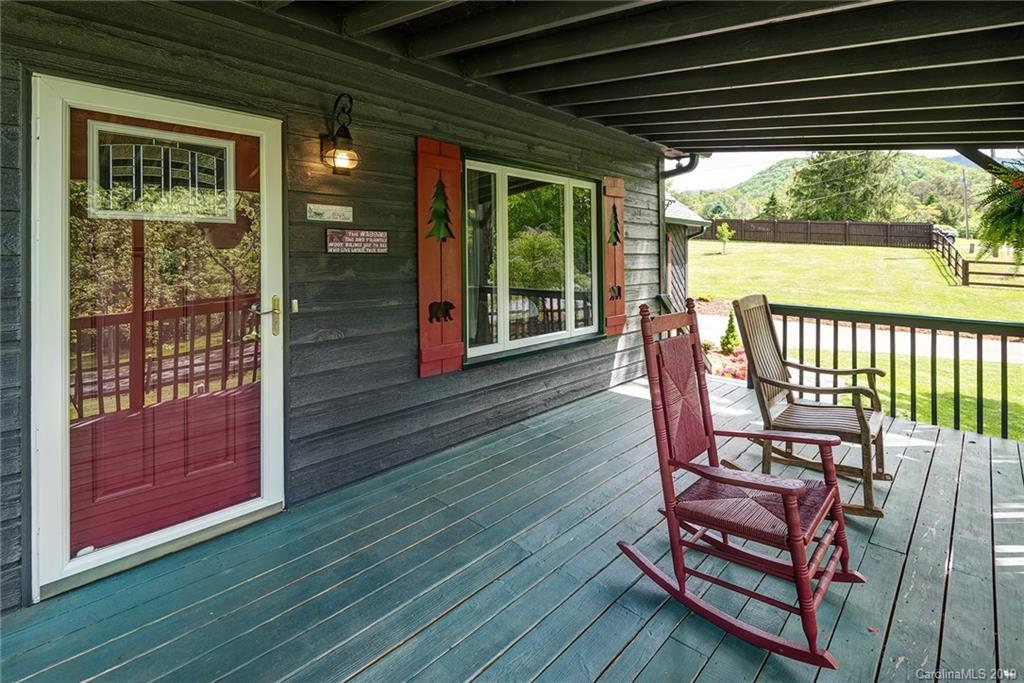28 Camelfield Road Weaverville NC 28787