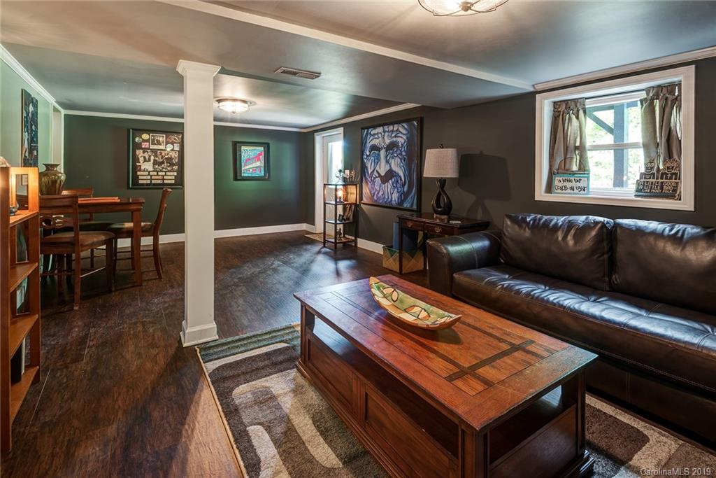 28 Camelfield Road Weaverville NC 28787