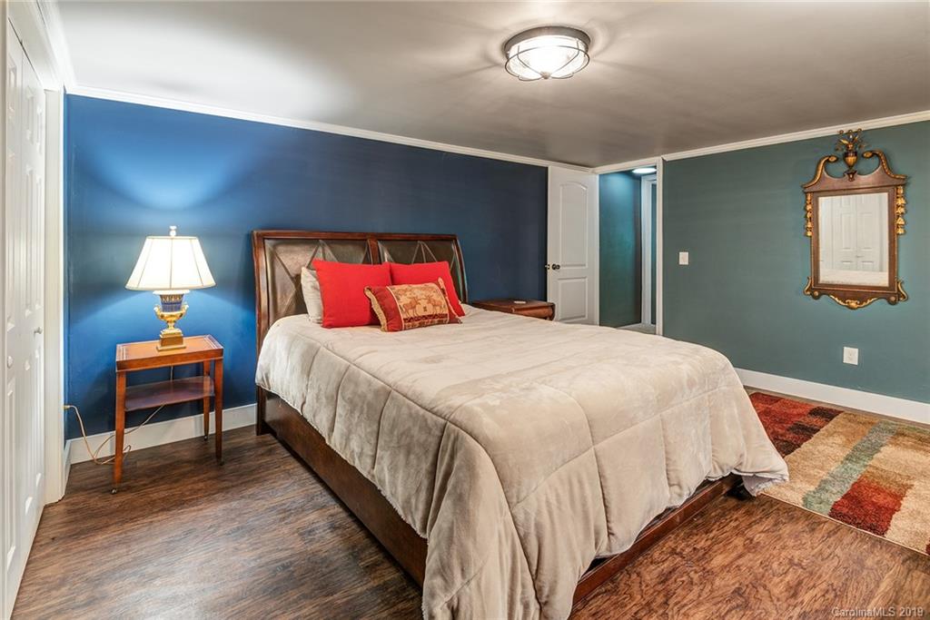 28 Camelfield Road Weaverville NC 28787
