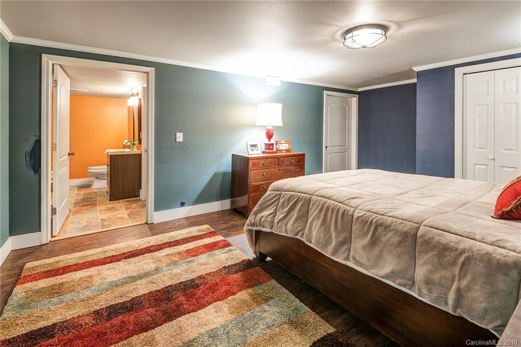 28 Camelfield Road Weaverville NC 28787