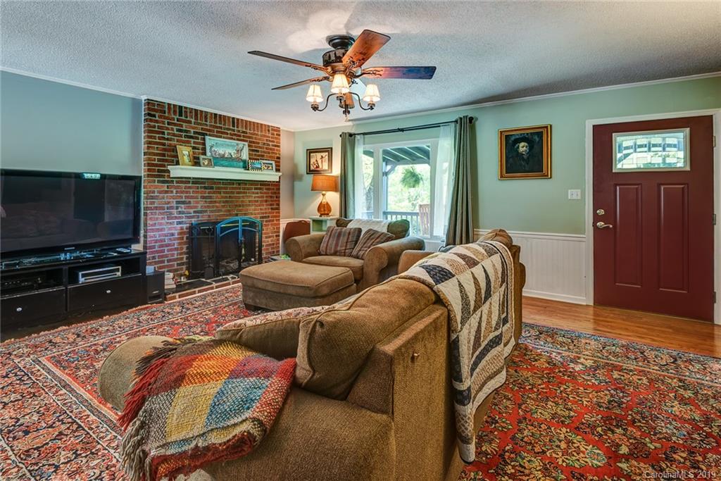 28 Camelfield Road Weaverville NC 28787