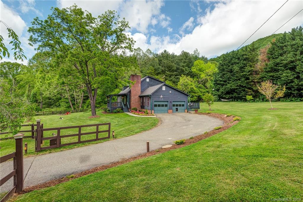 28 Camelfield Road Weaverville NC 28787