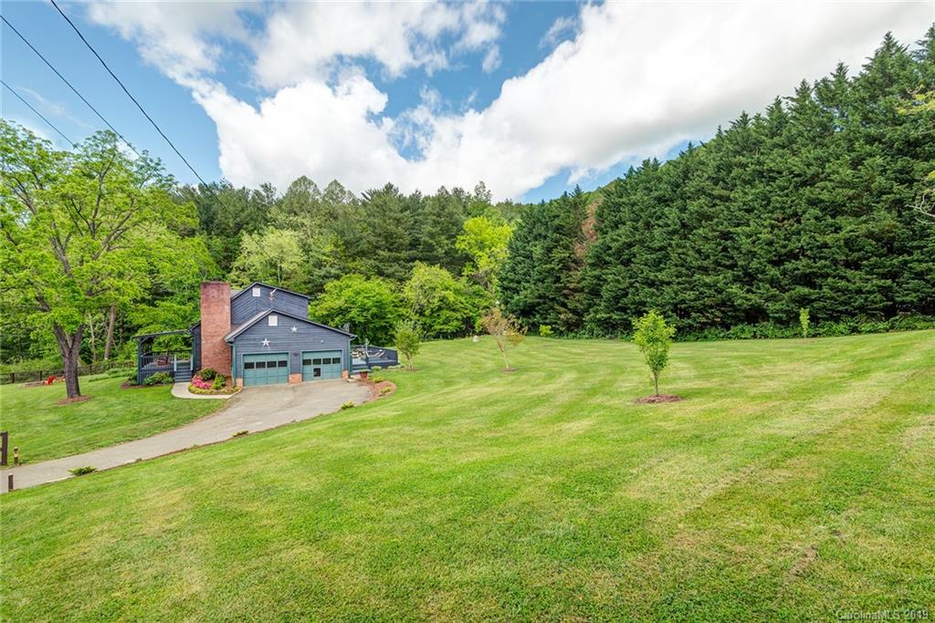28 Camelfield Road Weaverville NC 28787
