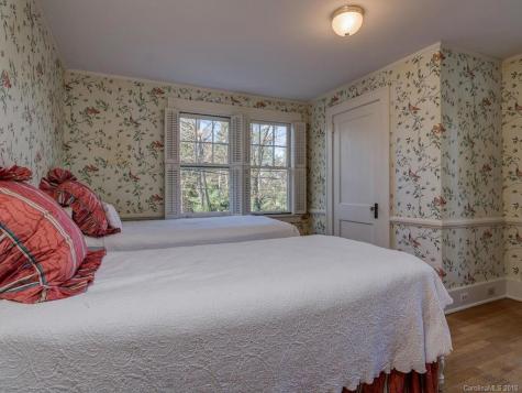 1 Evergreen Lane Asheville NC 28801