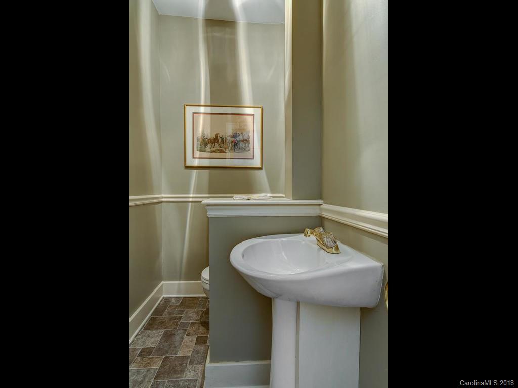 1 Evergreen Lane Asheville NC 28801