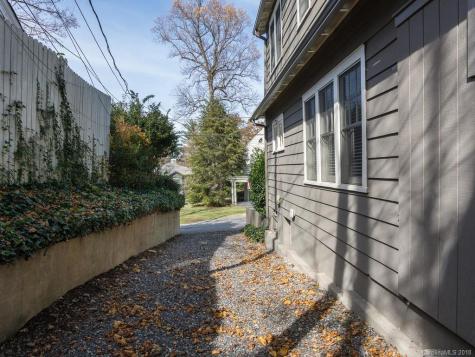 1 Evergreen Lane Asheville NC 28801