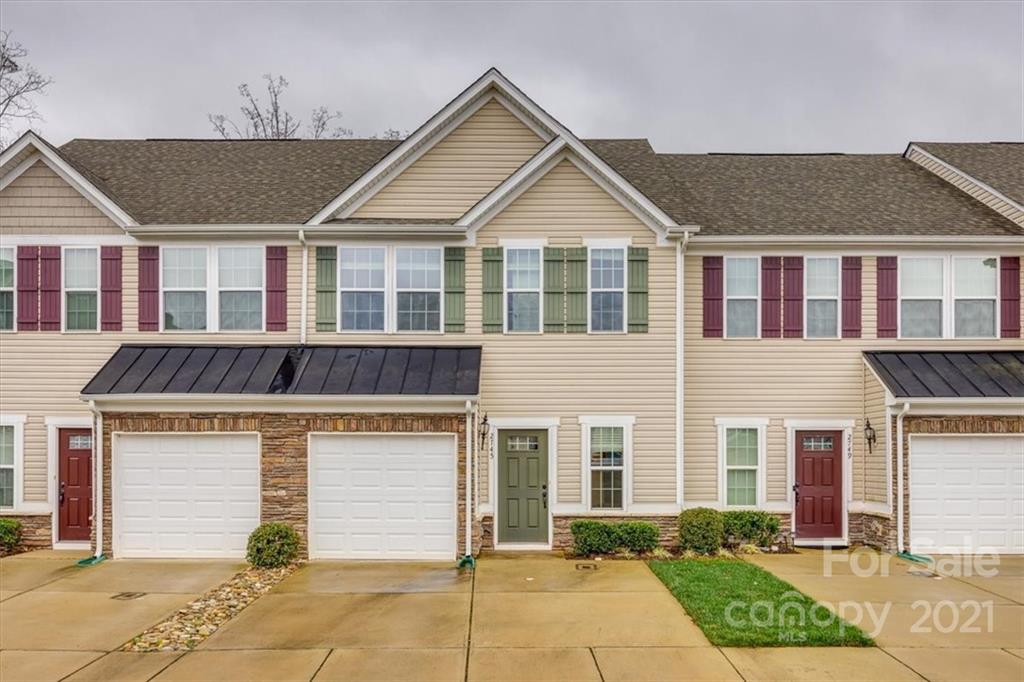 2745 Silverthorn Drive Charlotte NC 28273