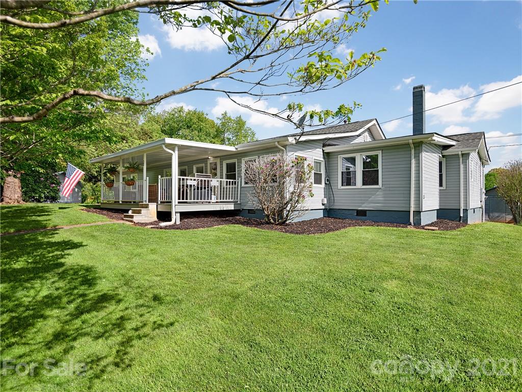 32 Fair Drive Candler NC 28715