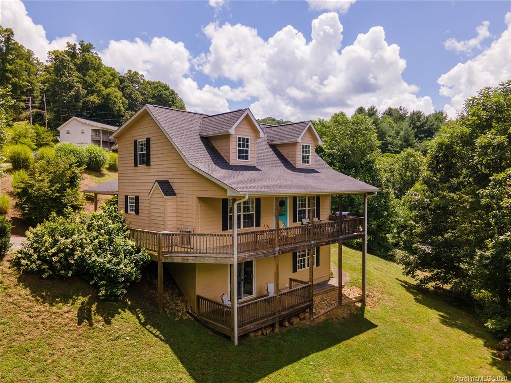 75 E Pasture Drive Burnsville NC 28714