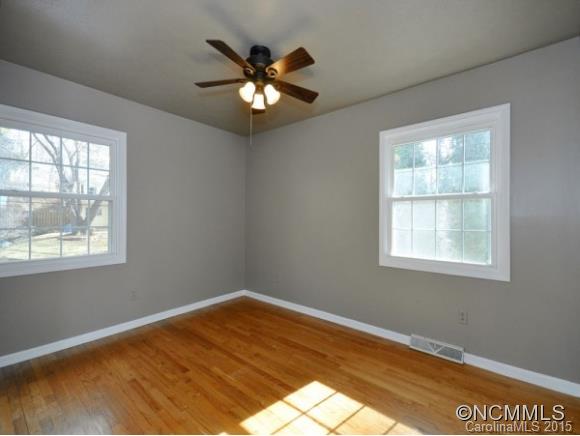 7 Stockbridge Place Asheville NC 28805