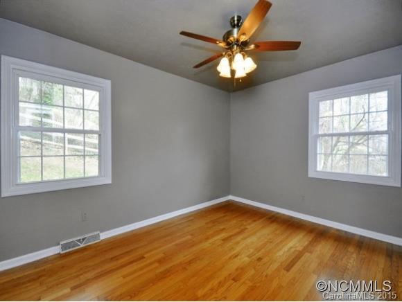 7 Stockbridge Place Asheville NC 28805