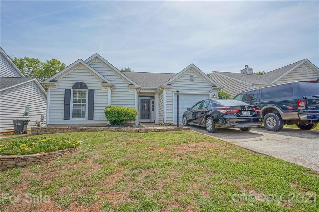 8512 Galena View Drive Charlotte NC 28269