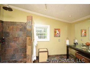 221 Christina Court Asheville NC 28806