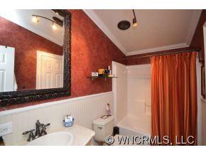 221 Christina Court Asheville NC 28806