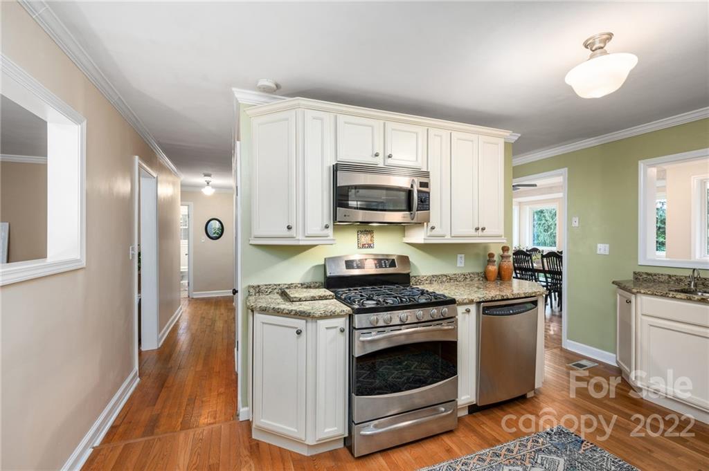 28 Sandon Drive Asheville NC 28804