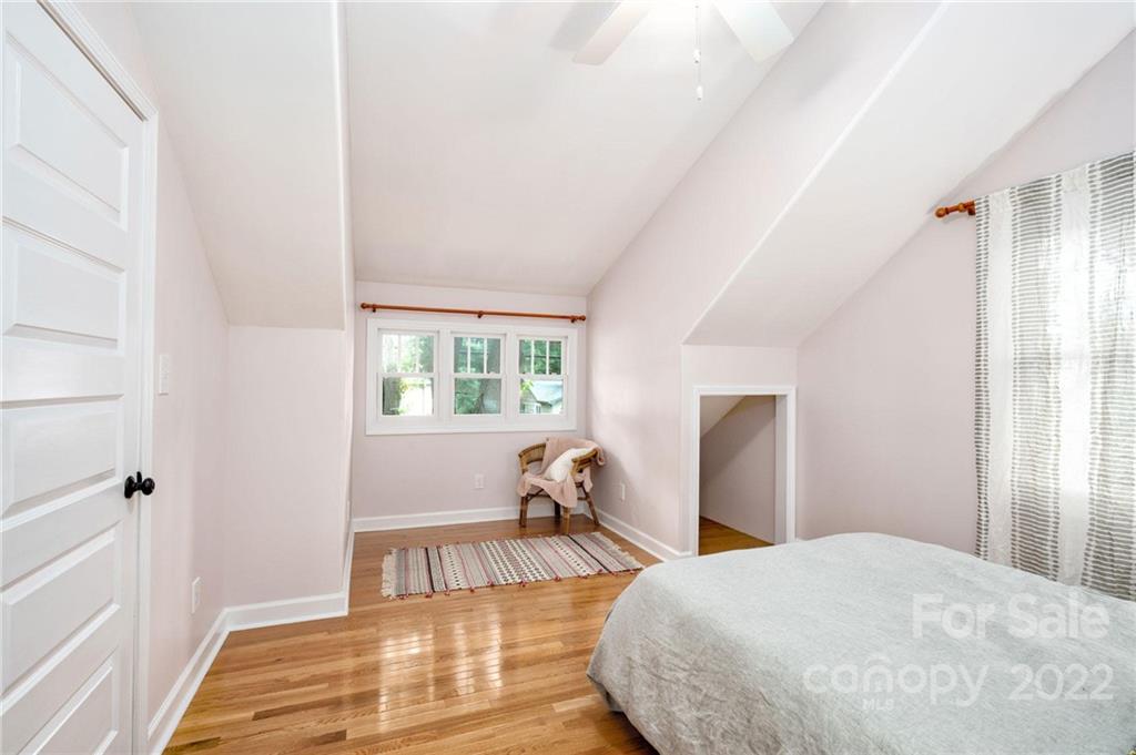 28 Sandon Drive Asheville NC 28804