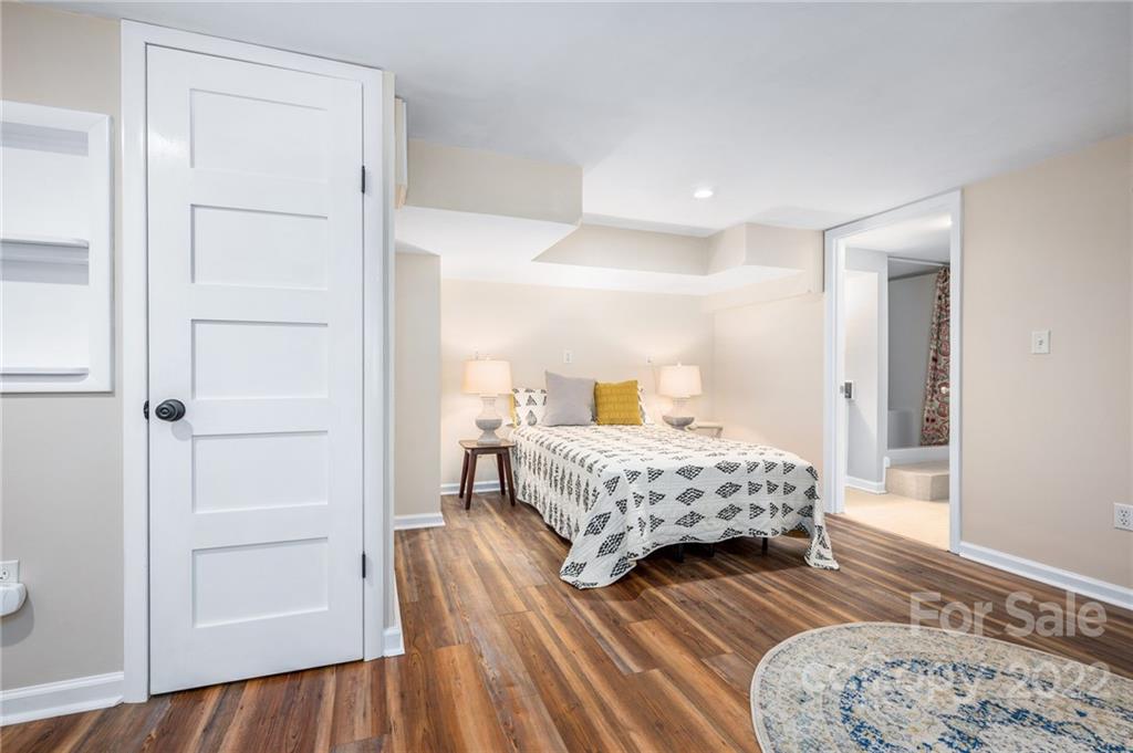 28 Sandon Drive Asheville NC 28804