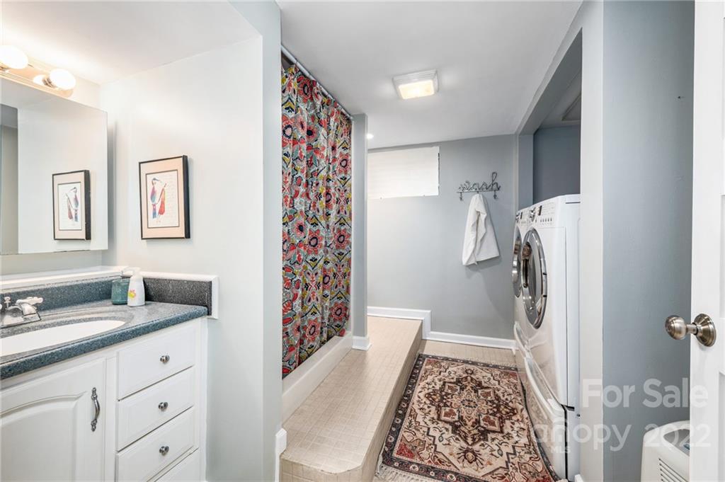 28 Sandon Drive Asheville NC 28804