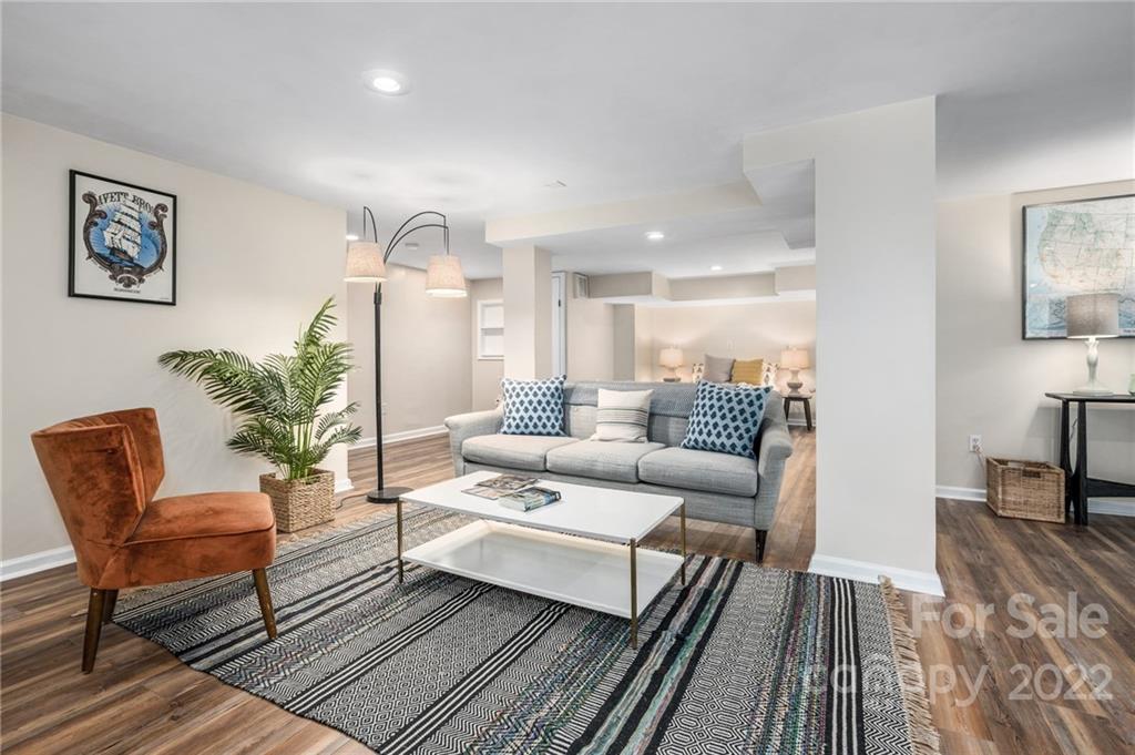 28 Sandon Drive Asheville NC 28804