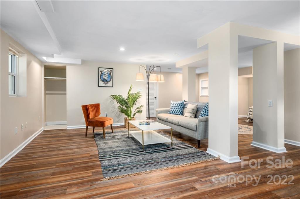 28 Sandon Drive Asheville NC 28804