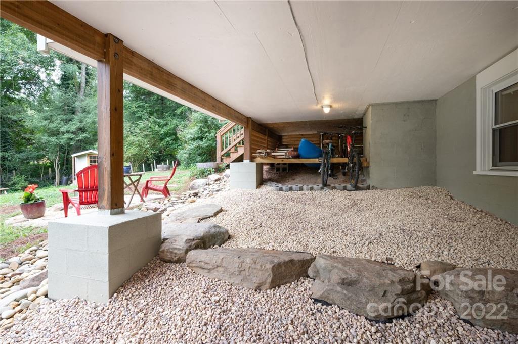 28 Sandon Drive Asheville NC 28804