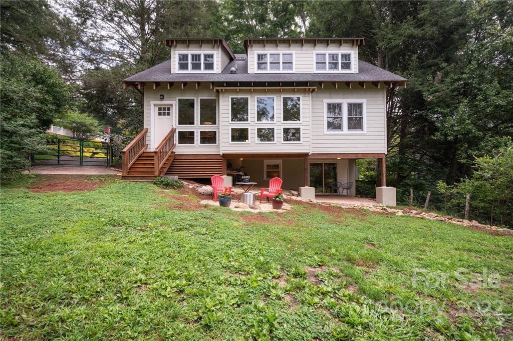 28 Sandon Drive Asheville NC 28804