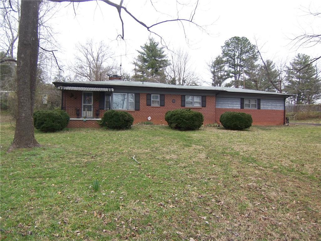 141 Victoria Court Lenoir NC 28645