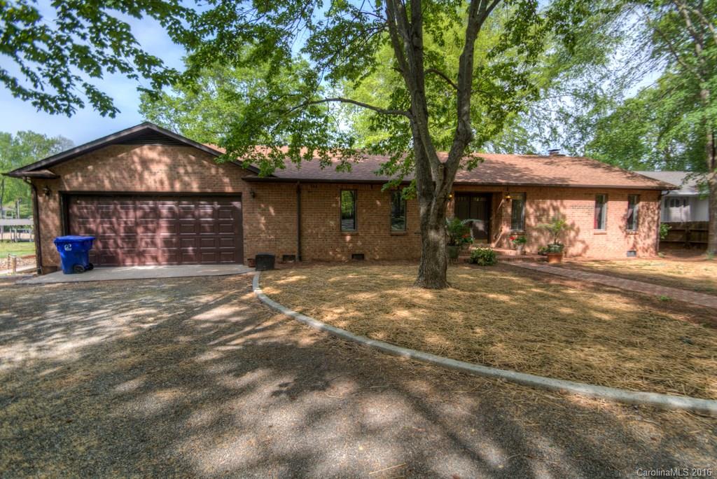 3096 Lake Shore Road S Denver NC 28037