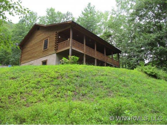 1483 Bailey Branch Road Burnsville NC 28714