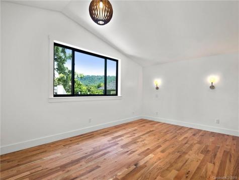 124 Broad Street Asheville NC 28801