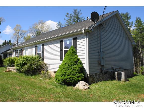 2610 Bear Creek Road Marshall NC 28753