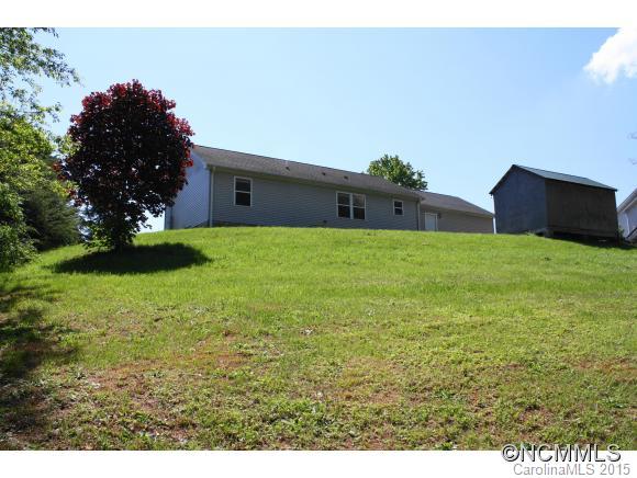 2610 Bear Creek Road Marshall NC 28753