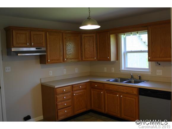 2610 Bear Creek Road Marshall NC 28753