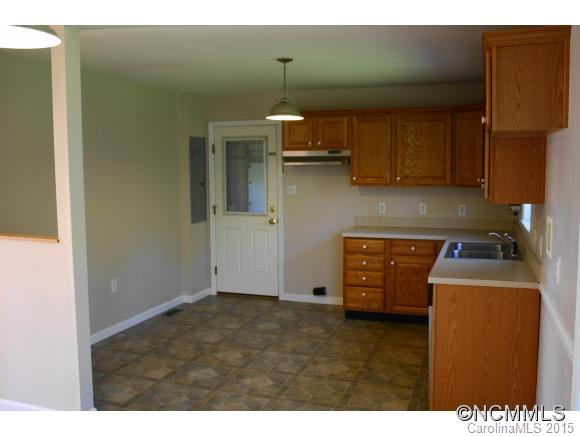 2610 Bear Creek Road Marshall NC 28753