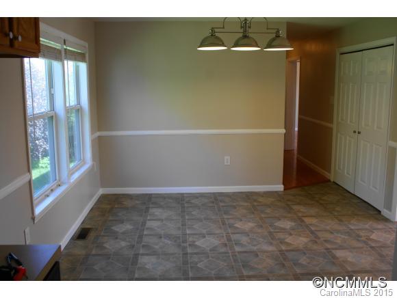 2610 Bear Creek Road Marshall NC 28753