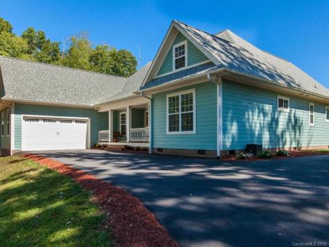 419 Oak Lane Mars Hill NC 28754