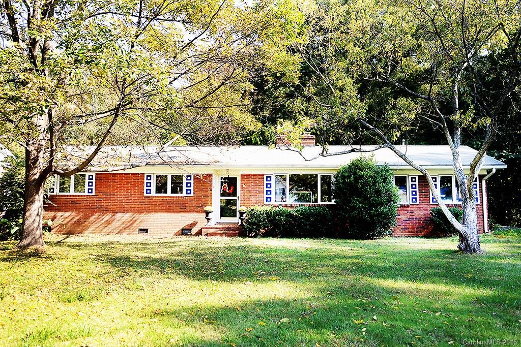 1049 Dooley Drive Charlotte NC 28227