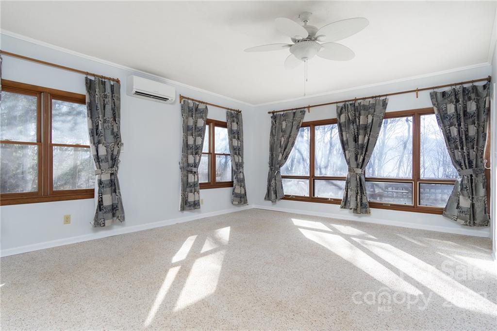23 Alpine Way Swannanoa NC 28778