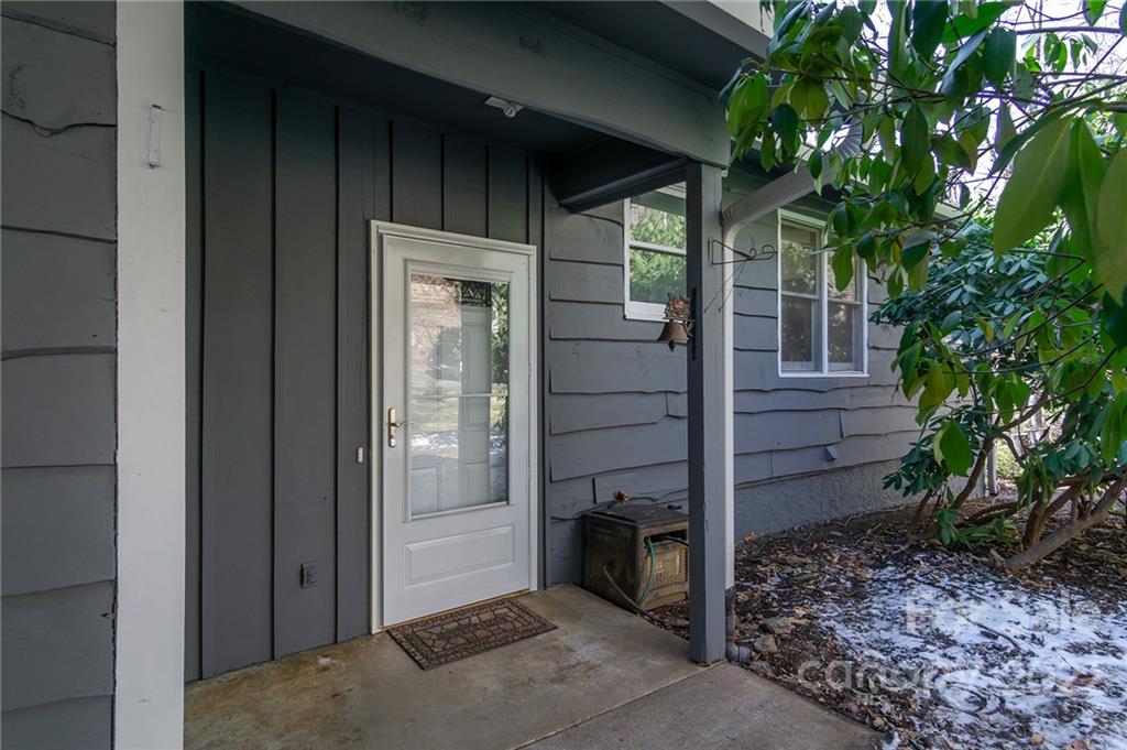23 Alpine Way Swannanoa NC 28778