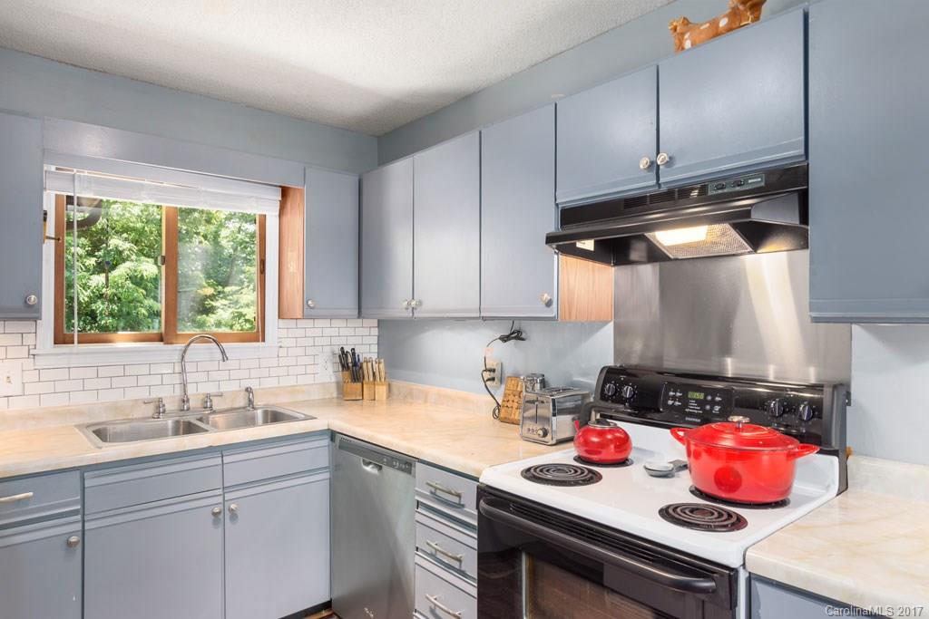 405 Windswept Drive Asheville NC 28801