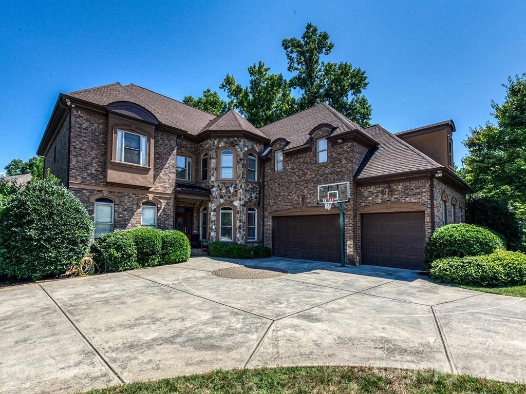 1105 Thistledown Court Matthews NC 28104