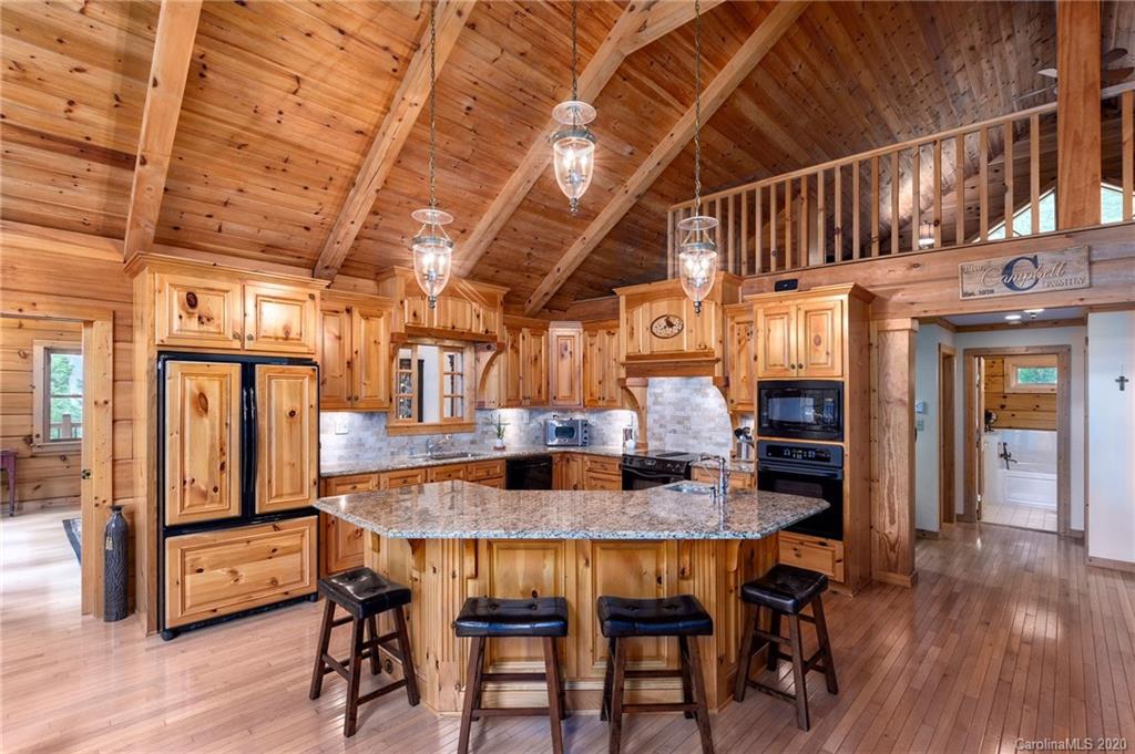 156 Red Oak Lane Marshall NC 28753