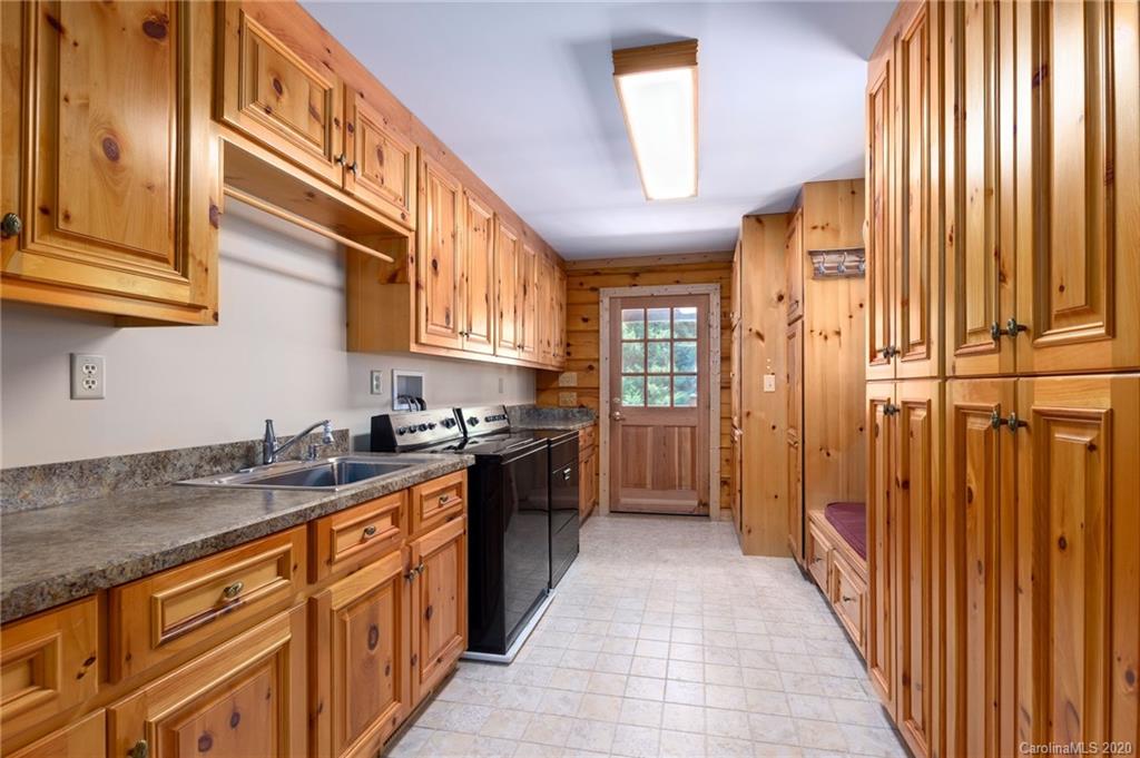 156 Red Oak Lane Marshall NC 28753