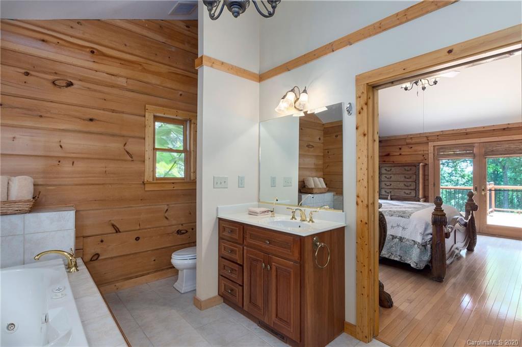156 Red Oak Lane Marshall NC 28753