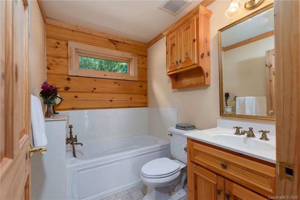 156 Red Oak Lane Marshall NC 28753