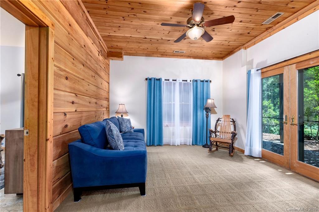 156 Red Oak Lane Marshall NC 28753