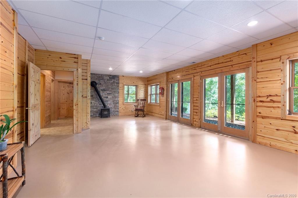 156 Red Oak Lane Marshall NC 28753