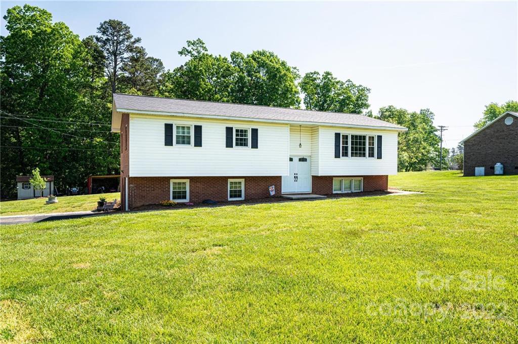 5475 Royal Street Hickory NC 28602