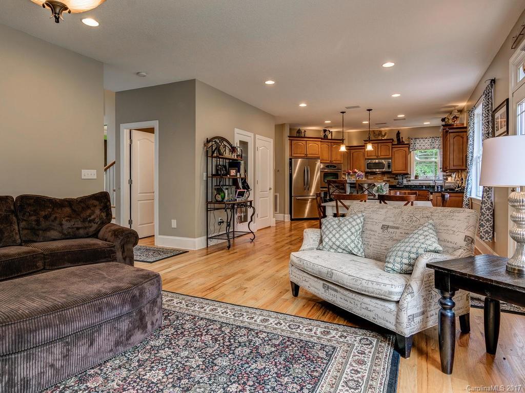 11 Gaston Mountain Road Asheville NC 28806